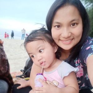 marie miera profile icon