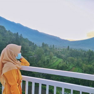 Dian Ayu S profile icon