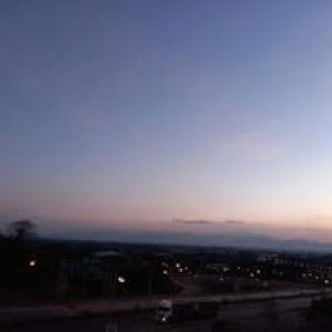 ท้องฟ้า สี เทา profile icon