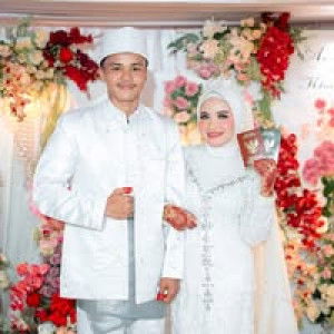 Putry Anisa profile icon