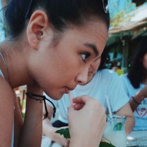 Ayu Putri Lestari profile icon