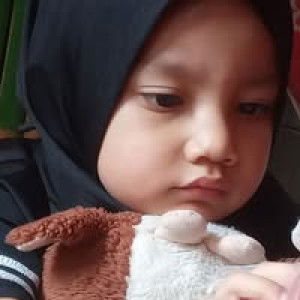 Selvi Oktaviani profile icon