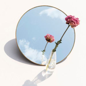 Desi Ratnasari profile icon