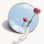 Desi Ratnasari profile icon