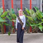 Asna Putri Laras Ati profile icon