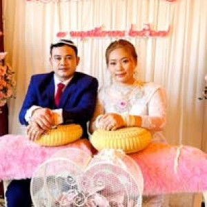 พลอย จ๋า profile icon