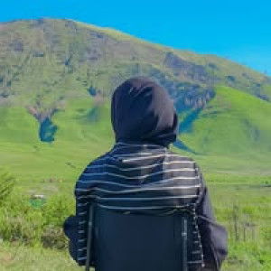 Nindya Carera profile icon