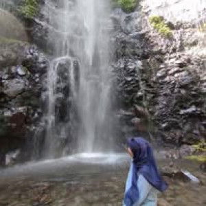 Yuni Istikoyani profile icon