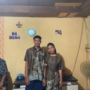 Dewi Oi Oi profile icon