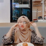 Villenia Diht profile icon