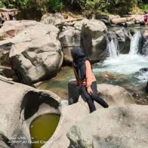 Dinda Lestari profile icon