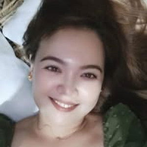 RubyAnne Valencia - Yuzon profile icon