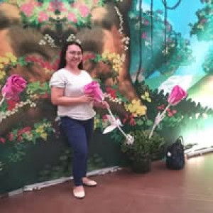 Fraulein Lauro profile icon