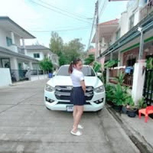 นุ่น นี่ profile icon