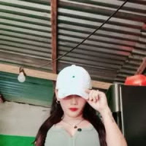 JE LM AY profile icon