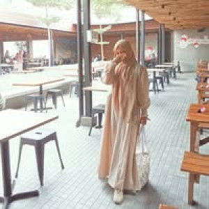 Himti Hanah Maulidana profile icon