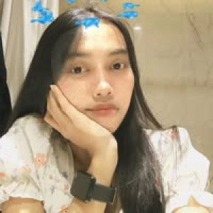 Suci Nuraeny profile icon