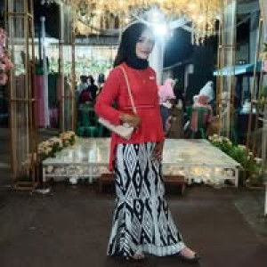 Tri wijayanti profile icon