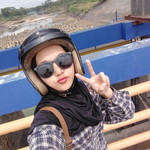 Wia Apriani profile icon