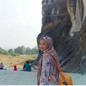 Suci Zahroh profile icon