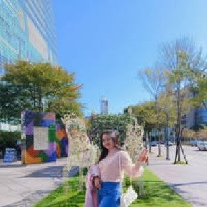 Ayu Supriyatin profile icon