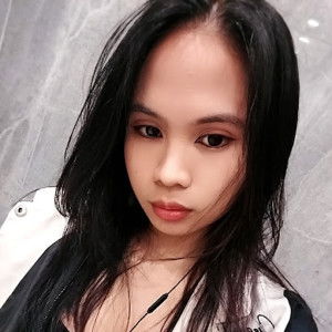 Mariah Balmores profile icon