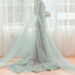 Desty Larass profile icon