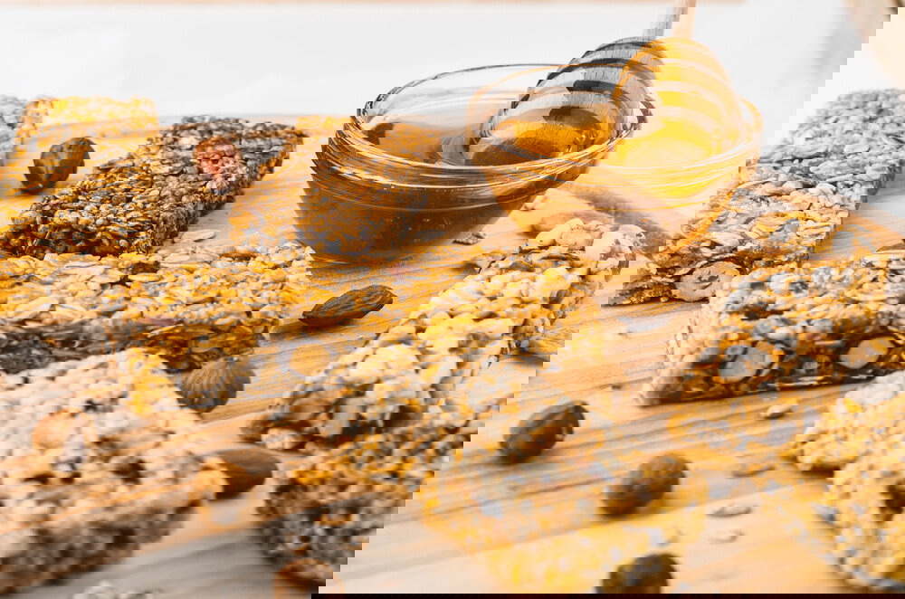 Recipes: Almond Honey Oat Bars | theAsianparent