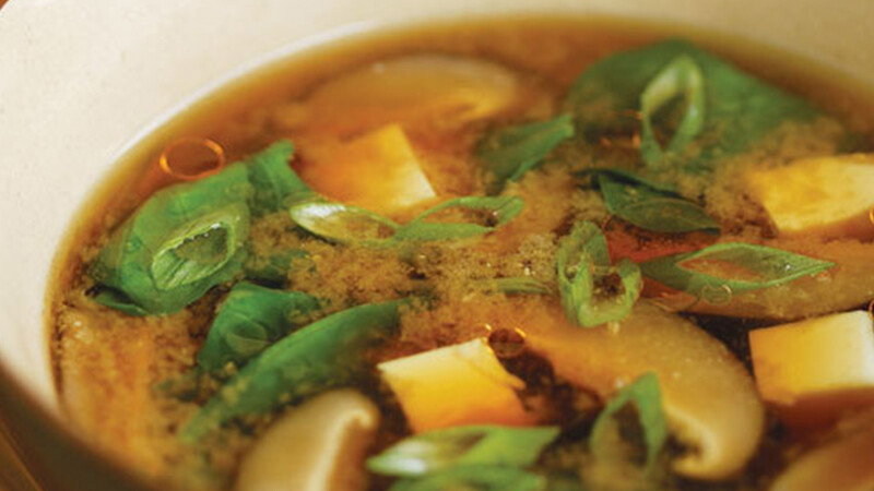 Recipes: Mushroom, Spinach, and Miso Soup | theAsianparent