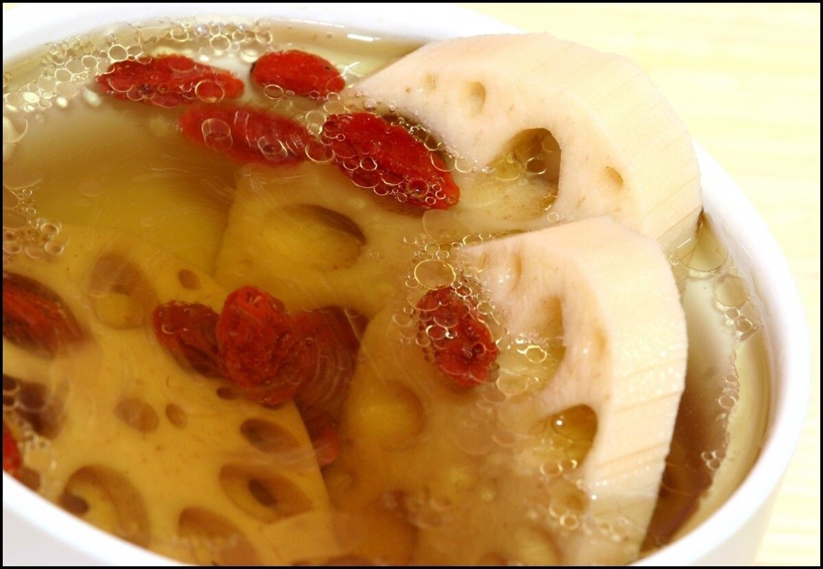Recipes: Lotus Roots Soup with Papaya | theAsianparent