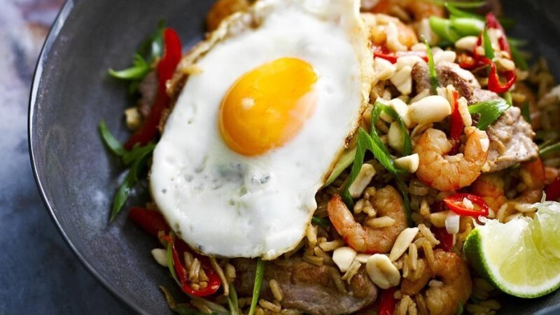 Nasi Goreng With Chicken & Prawns