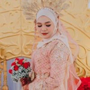 Husna Husin profile icon