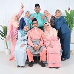 N F Ezzati Isnan profile icon