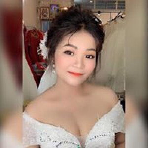 Diễm Trần profile icon