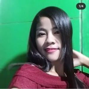 Dewi Aprianti profile icon