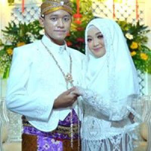 Della Arika Putri profile icon