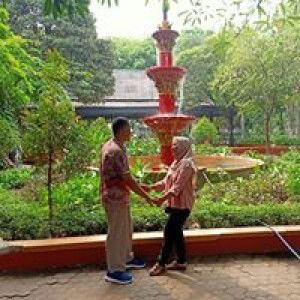 Aprilia Wardani profile icon