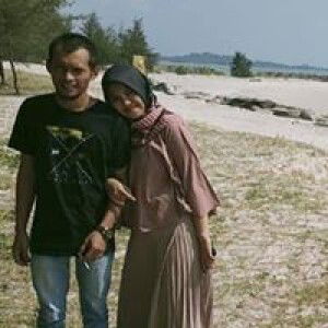 Ratih Rosari profile icon