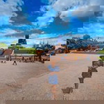 Thitikarn Khamchai profile icon