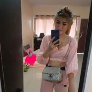 ชื่ออ น้องน้ำ แร้วไงว่ะ profile icon