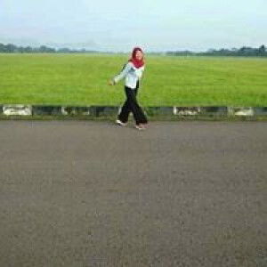 Rena Anggrianti profile icon