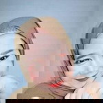 Monika Dewi profile icon