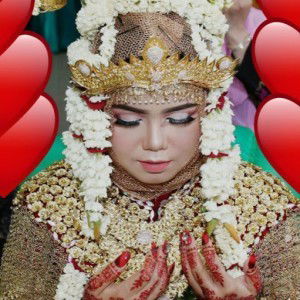 astira dasrin profile icon