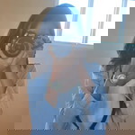Maricon Vicedo-Cubio profile icon