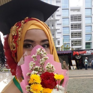 Retno Susanti profile icon
