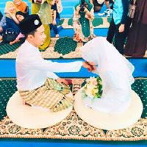 Amira Myra profile icon