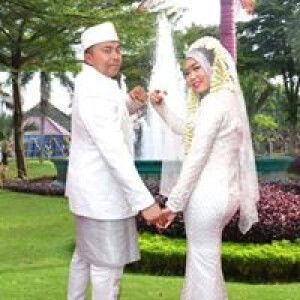 TRi Dwi ManTili profile icon