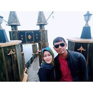 Risma Nadhira profile icon
