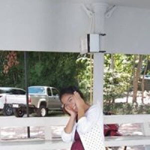 PoomPui Southanousinh profile icon