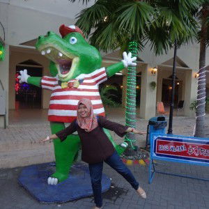 azizah febrinia profile icon